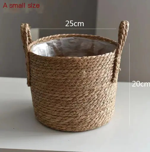 Straw basket