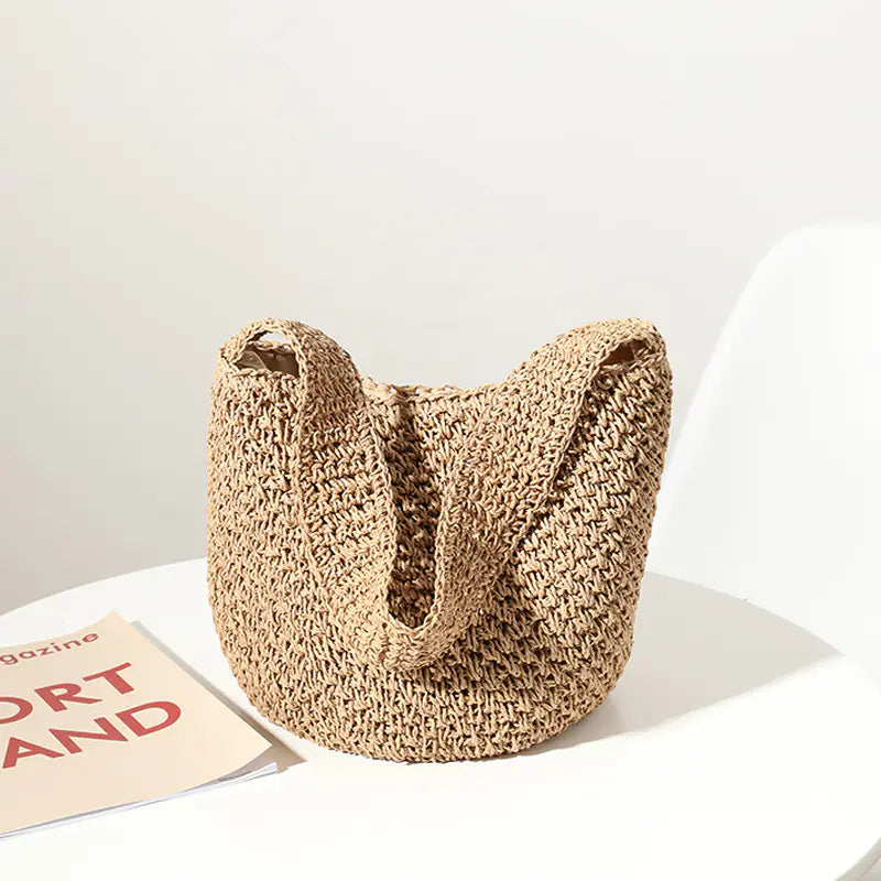 Shoulder straw bag