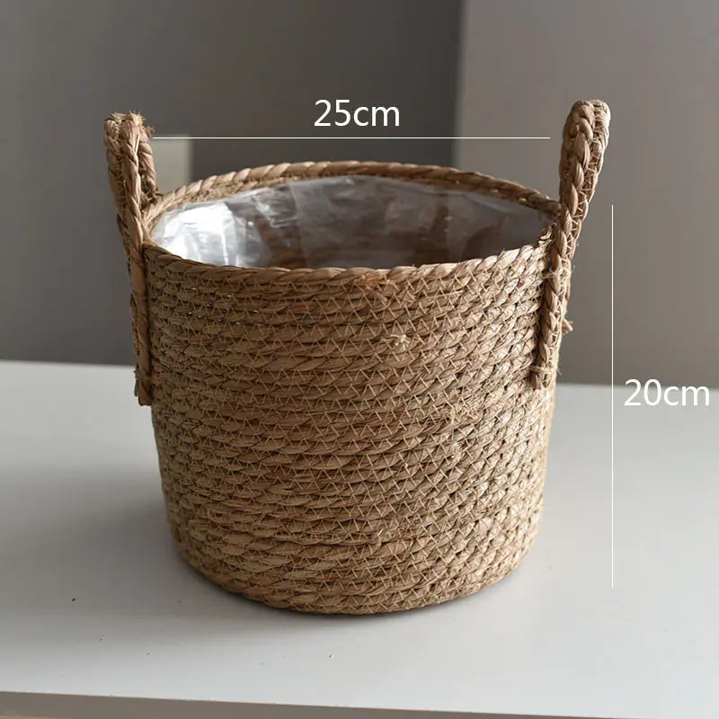 Straw basket