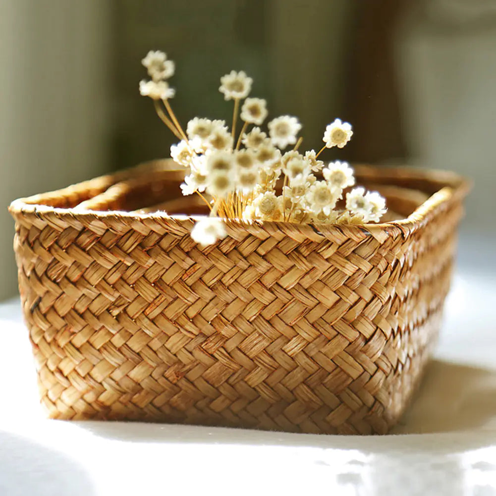 Straw woven basket